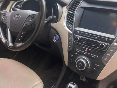 Cần bán xe santafe dầu cao cấp 2018 - xe nữ đi chủ yếu trong hà nội 4