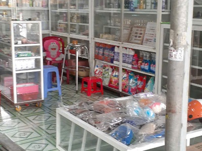 Cần sang lại tiệm mỹ phẩm 31 nguyễn thị tú 0