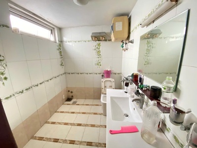 Nguyễn bặc- thanh trì, vỉa hè, kd,vp, 83 m2, mt 7,2 m, giá 16,8 tỷ. 3