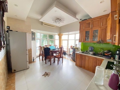 Nguyễn bặc- thanh trì, vỉa hè, kd,vp, 83 m2, mt 7,2 m, giá 16,8 tỷ. 2