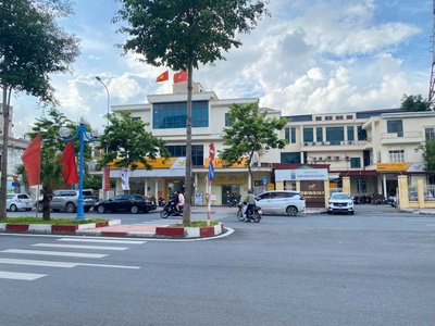 Nguyễn bặc- thanh trì, vỉa hè, kd,vp, 54 m2, 4 tầng, mt 4,1 m, giá 13,5 tỷ. 0