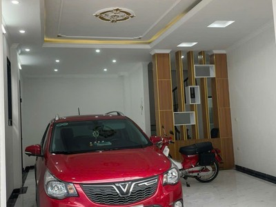 Bán nhà nguyễn văn cừ - ngọc lâm. 60m - 9 tỷ - gara ô tô 0