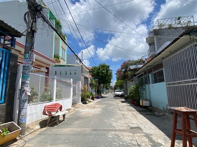 Chính chủ một đời - nhà 2 tầng - mặt tiền 5m nở hậu - đường nhựa 6m - đ. phạm hửu lầu 1