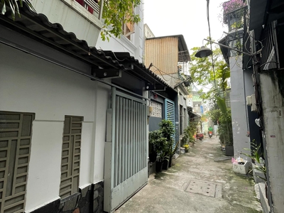 Gần thpt thăng long - đường quang trung - gần hxh -  4.5 x 13 m 0