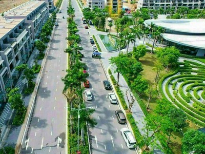 Chính chủ bán lô đất 69m2 full thổ sổ sẵn đối diện công viên đường lớn giá 1.34 tỉ 4