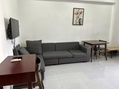 Căn hộ 1 phòng ngủ gần sân bay, trường học, bệnh viện   chợ đầy đủ nội thất, xách vali vào ở thôi. 1