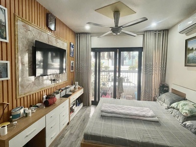 Bán nhà mặt phố đông các đống đa diện tích 62m 6 tầng thang máy dòng tiền 1 tỷ/ năm giá 27.5 tỷ lh 1