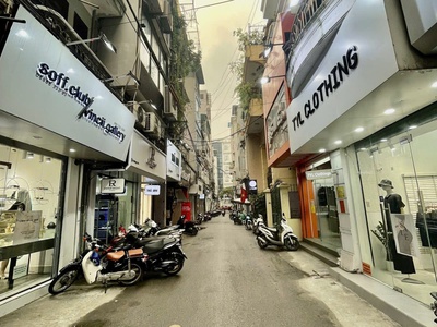 Bán nhà mặt phố đống đa - đông các - hoàng cầu diện tích 62m 6 tầng thang máy dòng tiền 1 tỷ/ năm 0