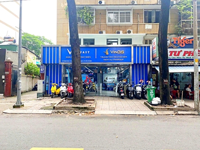 Cho thuê mặt bằng 57 Phạm Ngọc Thạch, Võ Thị Sáu, Quận 3. Trệt 8x18  DT 150m2 chỉ 130tr 0