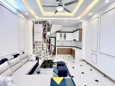 SIÊU HÓT 33m2 5 tầng dân xây 50M ra ô tô gần hồ LINH QUANG 5.5 TỶ 0