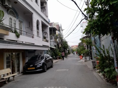 Bán nhà  đường lê cơ - an lạc, bình tân - ô tô thông  - 102 m2 - 3 tầng - 6,3 tỷ 0