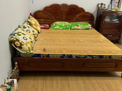 Cho thuê nhà hẻm ngay đầu đường Hòa Hoa Thám 7
