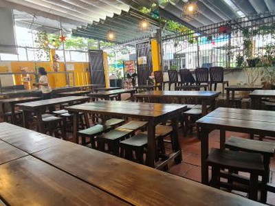 Quận bình thạnh, sang nhà hàng quán chay góc 2 mt đẹp lắm ổn định và có lượng khách gần 2