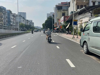 Siêu hiếm - 110m đất vàng hồng tiến - trung tâm bồ đề - mt 6m, nở hậu, ngõ ô tô thông - vào nhà. 2