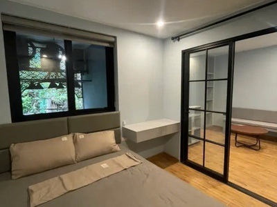 Hạ chào ngọc lâm 120m,7 tầng,giá 25 tỷ,gara 7chỗ,ngõ thông,dòng tiền 120tr/tháng 0