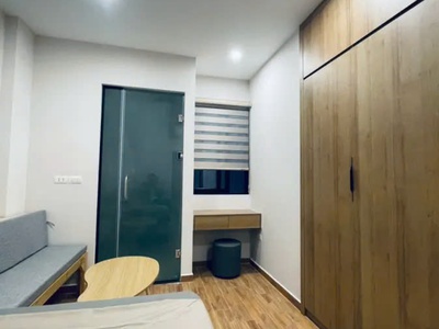 Hạ chào ngọc lâm 120m,7 tầng,giá 25 tỷ,gara 7chỗ,ngõ thông,dòng tiền 120tr/tháng 2