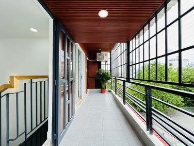 Ngay trường tiểu học lương thế vinh - hxh 7 chỗ thông - btct 4 tầng 3