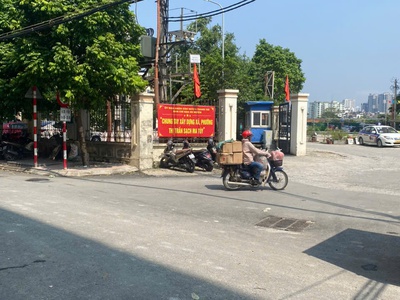 Nhà bán đường tân triều mới toanh, 4 tầng x 50m , nhà đẹp, gần ô tô, giá nhỉnh 8,4  tỷ 0