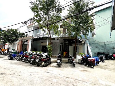 Cho thuê nhà 168/38D Nguyễn Gia Trí D2 , P25, Bình Thạnh. Trệt, lầu 14x14 400m2 chỉ 55tr 0