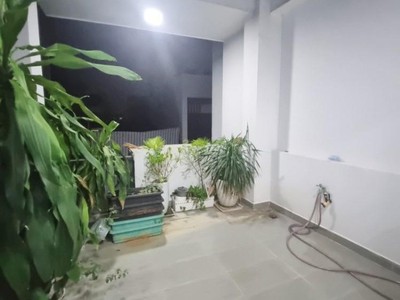 Mới      bán nhà 3 tầng quận 10 , 1 trệt 1 lầu 1 sân thượng gần nhật tảo , 39 m2 chỉ nhỉnh 6 tỷ 4
