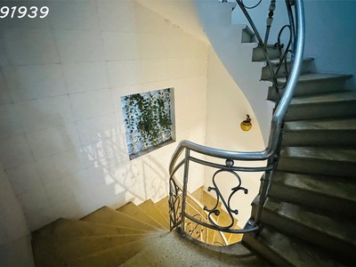 Cho thuê nhà 5 tầng m ặt ngõ đường láng, ngõ thông kd 17tr 45m 4