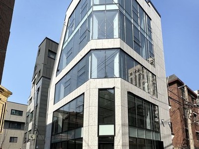 Bán tòa căn hộ building cỡ nhỏ   lê đại hành   97m2   8 tầng   10m mặt tiền   1xx tỷ 1