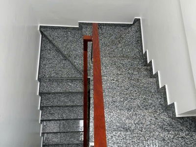 3,5 tầng Dân xây độc lập tại Lạch Tray - Hàng Kênh Giá: 3,75tỷ 51m2 5