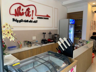 Quận tân phú    sang rẻ quán ăn -cafe   kem shop house   máy lạnh khu cc chung cư emerald 3
