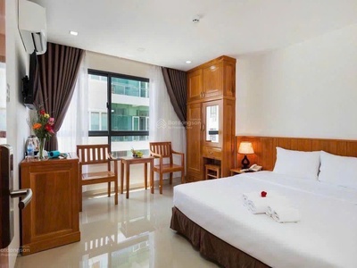 Bán khách sạn 3  8 tầng đang kinh doanh, giá 32 tỷ có thang máy rộng, 2 thang bộ, 38 phòng 3