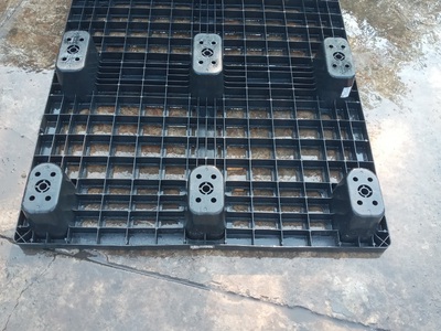 Xu hướng ảnh hưởng đến giá pallet nhựa cũ màu đen 6