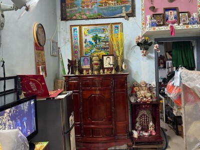 Bán nhà phú thọ, phường 1, quận 11.  dt 22m2 x 2 tầng  3.5 x 9 . giá 3.25  tỷ tl. 2