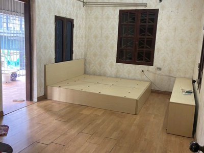 Cho thuê căn hộ tập thể 115 cục cảnh sát bv số 7, ngõ 1150 đường láng 1