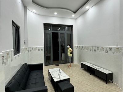 Quận 10  cmt8 - dt 44m2 - hẻm nhựa 6m xe hơi quay đầu - nhà mới - căn góc - 3 tầng mới - 4pn - 0