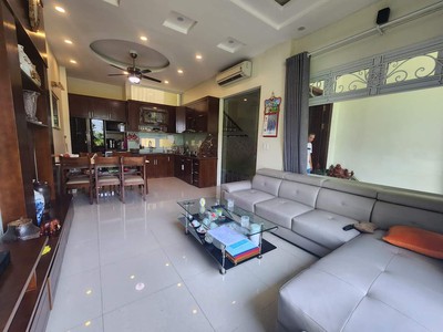  phân lô vip, ô tô tránh - ngõ 106 hoàng quốc việt 2