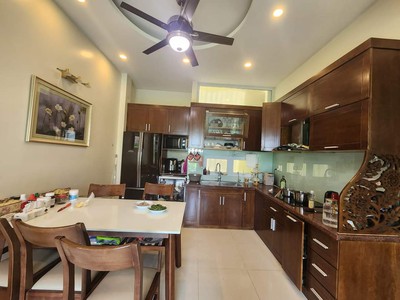  phân lô vip, ô tô tránh - ngõ 106 hoàng quốc việt 4