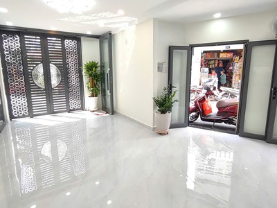 Phú nhuận  nhà mới keng- ô tô ngủ trong nhà-gần sân bay chỉ 7 tỷ 0