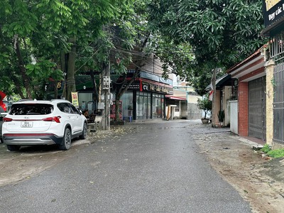 Bán nhà 3 tầng mới ngay trung tâm Thành Phố Vĩnh Yên, Vĩnh Phúc. GIá chỉ 3,55 tỷ 0