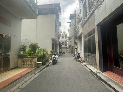 Chính chủ gửi bán đất vân trì, đông anh 120m ngõ moning, lô góc, mặt tiền 5.5m giá chỉ 50tr/m. 2