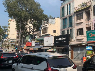 - quận 5-bán nhà mặt tiền kd trần phú 4 tầng 4x22 sổ vuông đẹp, hoàn công đủ 1