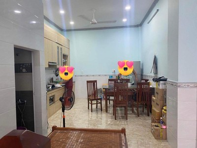 Bán nhà trường chinh, phường tân thới nhất, quận 12,  dt 48m2  3.82/4.02 x 12.2  x 2 tầng,  chỉ 2