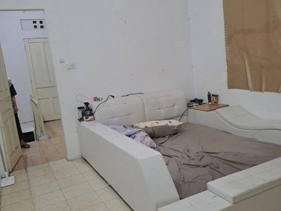 Cho thuê nhà mp đội cấn, ba đình, dt 36m- 3,5t- mt 3,5m - giá 22tr 1