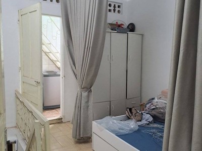 Cho thuê nhà mp đội cấn, ba đình, dt 36m- 3,5t- mt 3,5m - giá 22tr 3