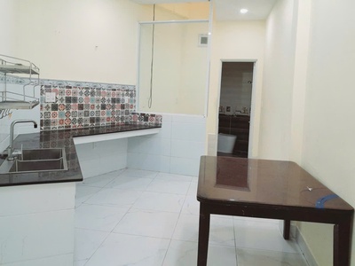 Nhà mặt tiền, ở ngay, cho thuê 12tr/th,tt quận 2, dtsd 186m2, giá chỉ 5ty nhỉnh 4