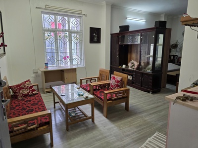 Bán căn hộ tt địa chất ngõ 1150 đường láng, 50m, lô góc, full nội thất, nhà đẹp ở ngay giá 2 tỷ 6 1