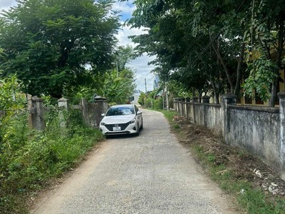 Đất mặt tiền đường lê thành phương, hoà vinh, đông hoà.ngay trường nguyễn tất thành chỉ 640 triệu 2