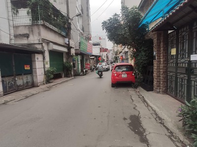 Bán 152m đất phú viên,bồ đề, long biên nhỉnh 10,5 tỷ,oto,kd 2