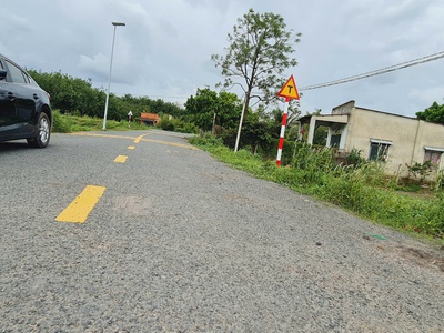 Mặt tiền nhựa Lớn 5x40 TC Dân Đông xung quanh, View Núi Bà 550tr 1