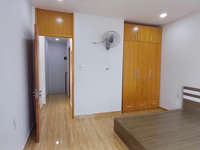 Nhà 2 Tầng-Phạm Văn Bạch-Tân BÌnh-HXH-40m2-Nở Hậu 2