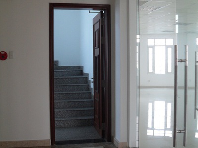 Cho thuê văn phòng đẹp MT Nguyễn Văn Trỗi, PN, 110m2, 55 triệu/ tháng 2