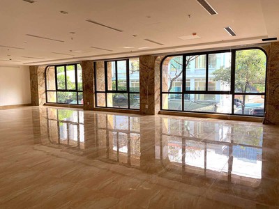 Bán Tòa Văn Phòng 9 Tầng Mặt Phố Lê Trọng Tấn. DT 201m2, MT 16m. Vị Trí Lô Góc. Giá 100 TỶ 1